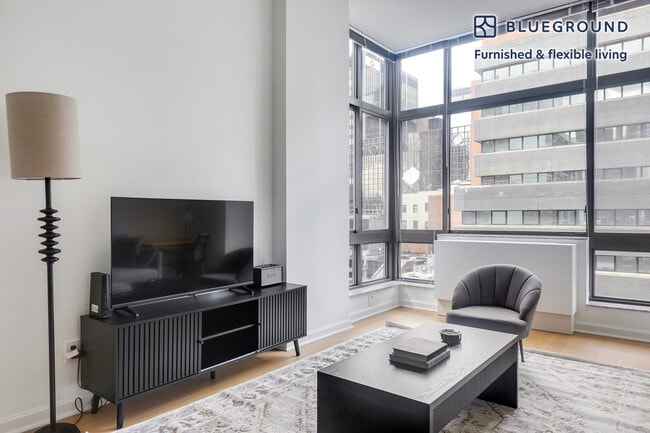 Foto del edificio - 500 W 56th St