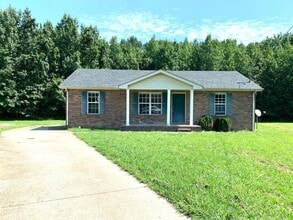 Building Photo - 740 Carmack Ct