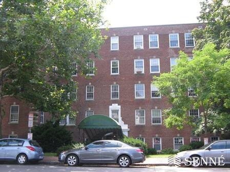 Building Photo - 1716 Cambridge St