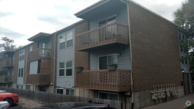 Building Photo - 1612 Cottonwood Dr