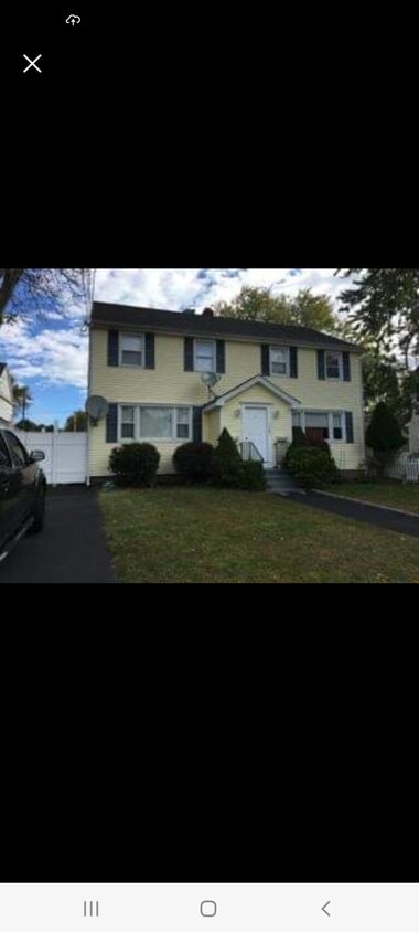 Primary Photo - 140 Halley Ave