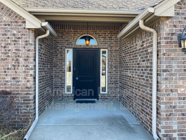 Foto del edificio - 15609 S Broadway St