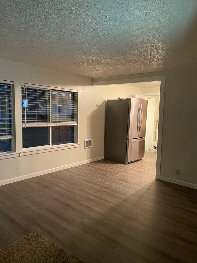 Living room - 6711 Old Highway 410 SW