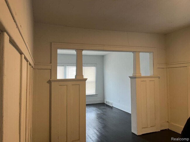 Foto del edificio - 9421 Ravenswood St
