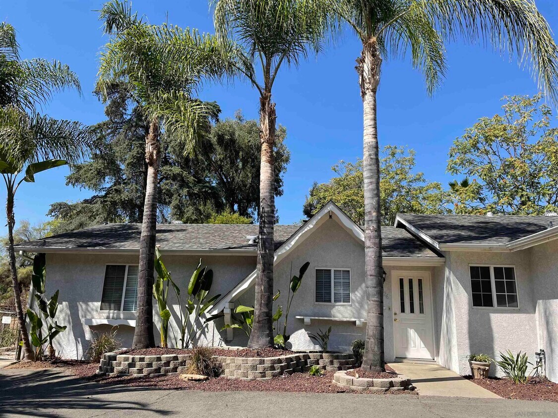 Foto principal - 9626 Prospect Ave
