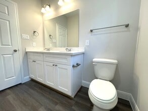 Building Photo - 1120 5th Ave N