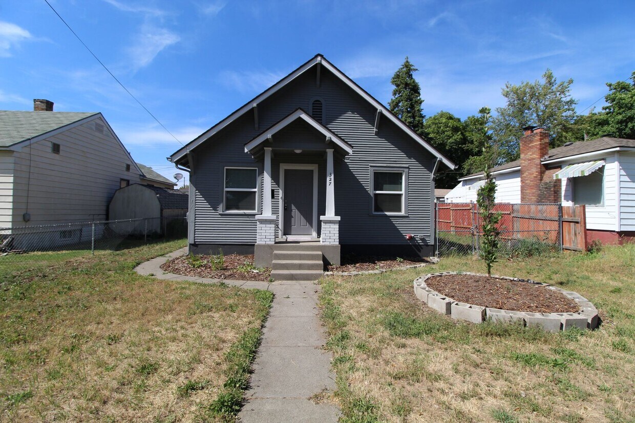 Foto principal - 327 E Bridgeport Ave