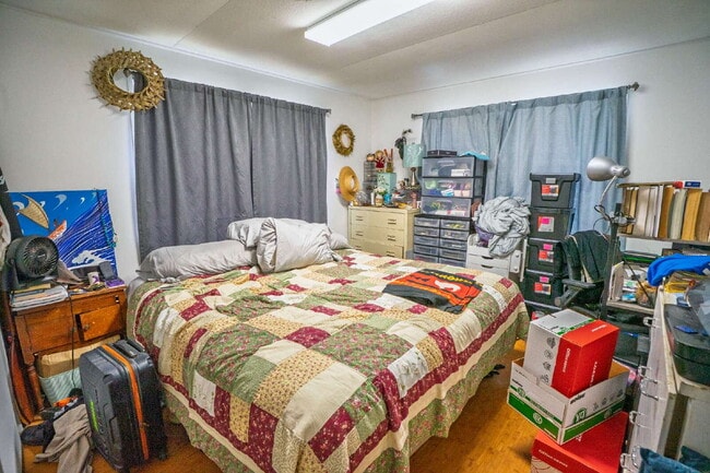 Foto del edificio - 3316 Campbell Ave
