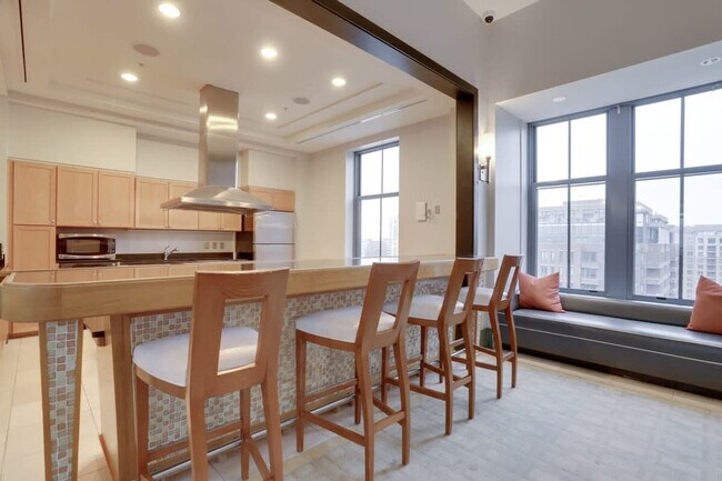 Foto del edificio - 550 14th St S