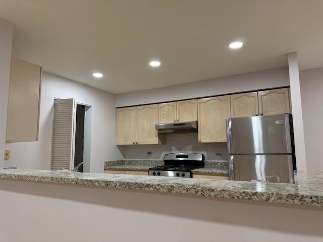 Building Photo - 726 N Gary Ave