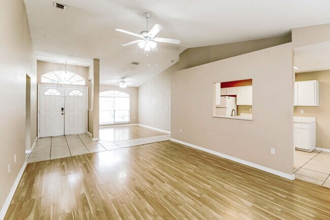 Building Photo - 1817 Osprey Ln