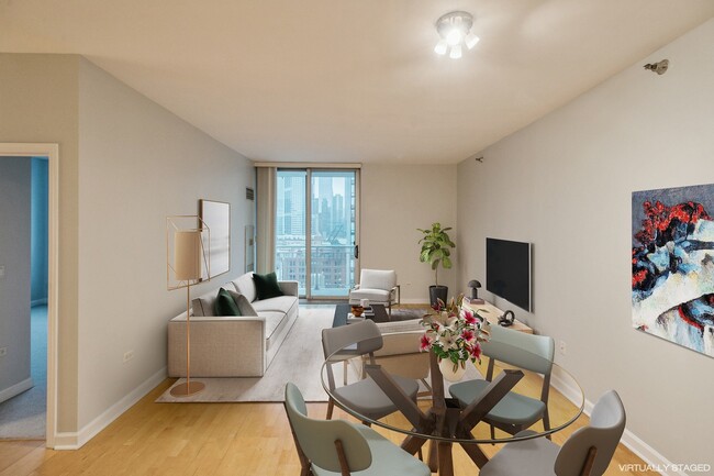 Foto del edificio - 421 W Huron St
