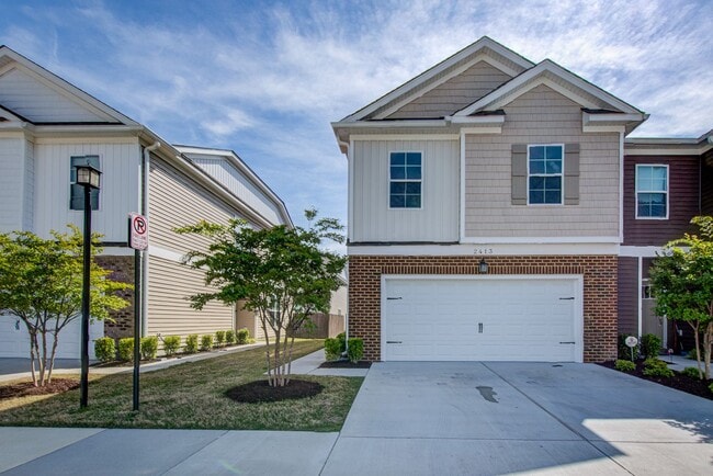 Like New End Unit Condo, 3 Bed 2.5 Bath - Like New End Unit Condo, 3 Bed 2.5 Bath