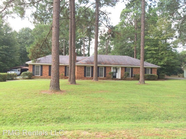 Building Photo - 4 br, 2 bath Room For Rent - 216 Merrywood Dr