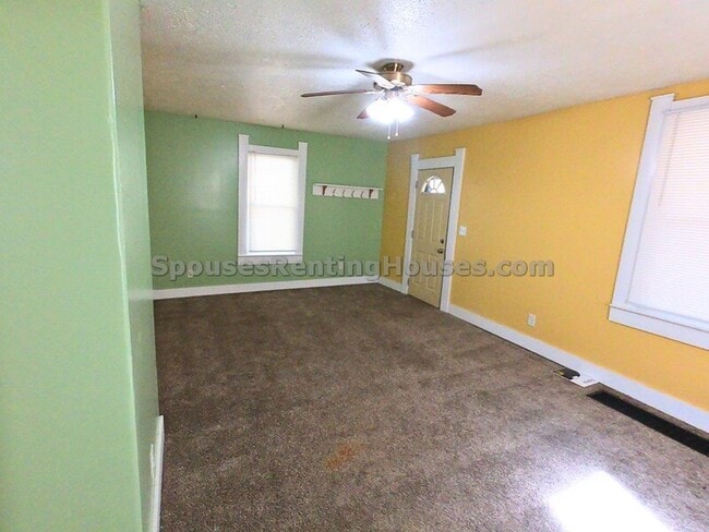 Photo - 212 S Emerson Ave Apartment