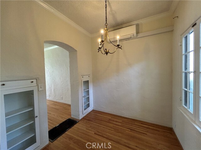Foto del edificio - 75 N Catalina Ave