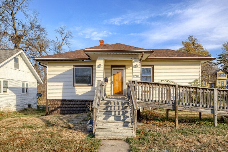 2702 Crown Point Ave, Omaha, NE 68111 House for Rent in Omaha, NE