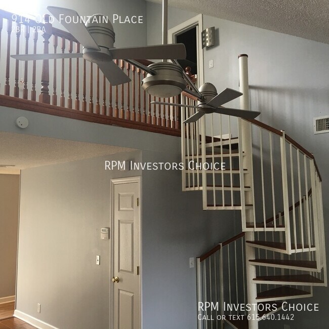 Building Photo - Cute and private 2 bedroom / 2 bath in Her...