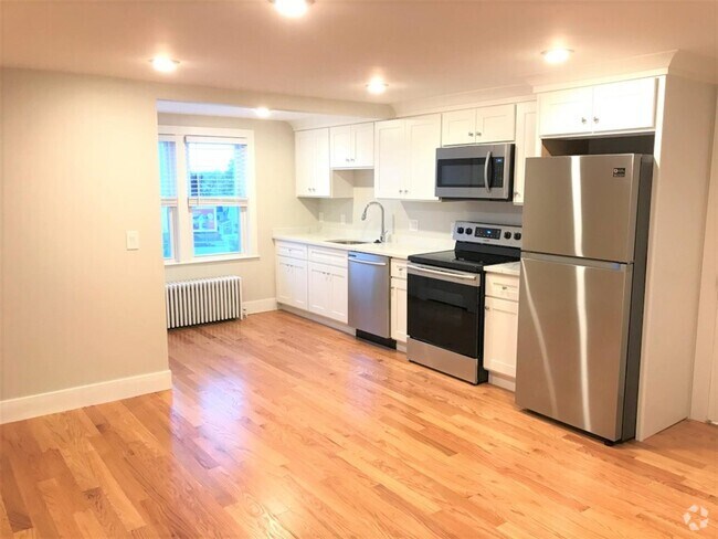 Building Photo - 28 Fairmount Ave