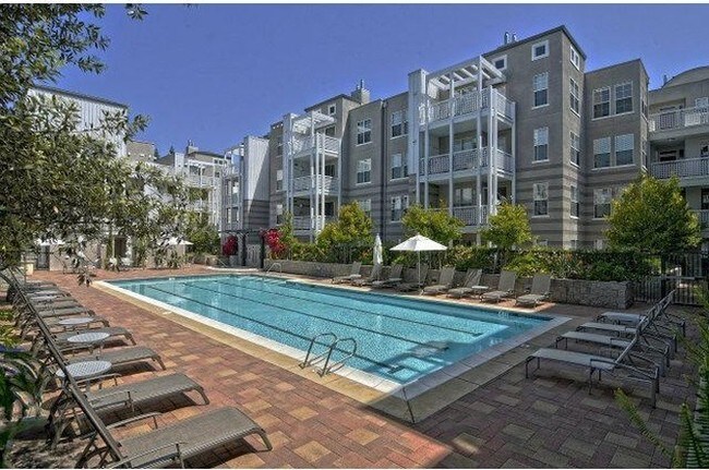 Foto del edificio - 3901 Lick Mill Blvd