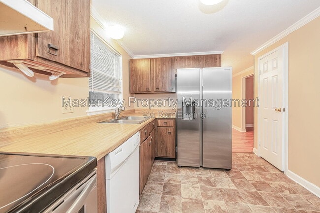 Building Photo - 104 Castle Bay Ct