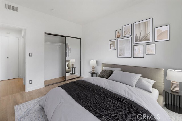 Foto del edificio - 221 S Oak Knoll Ave