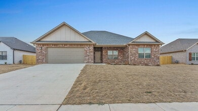 Building Photo - 123 N Banner Ave