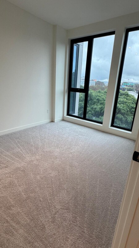 Foto del edificio - 395 6th St