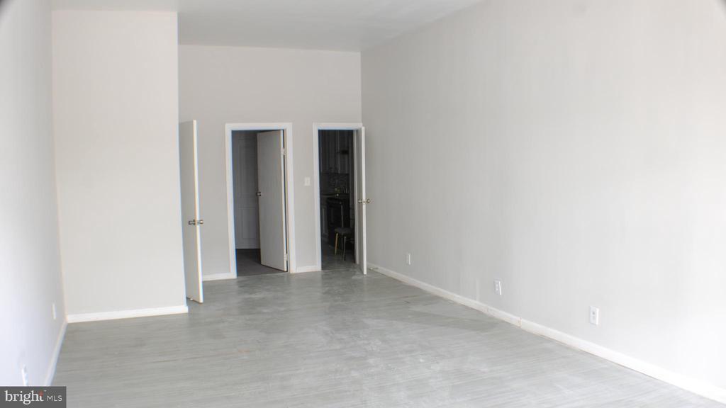 Foto principal - 112 W Coal St
