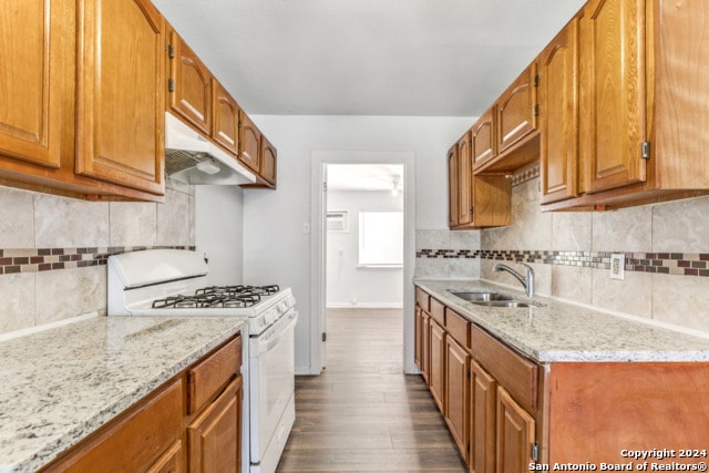 Building Photo - 6139 Lawn Valley Dr