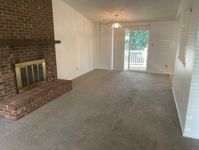 Building Photo - 3437 Gemini Dr