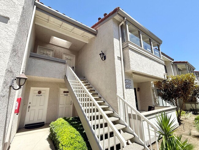 Foto del edificio - $500 OFF 1ST MONTHS RENT! Charming 1 Bed 1 Bath in a gated community.
