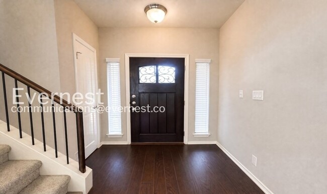 Building Photo - 1620 Willow Vista