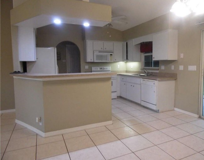 Foto del edificio - 2614 S San Mateo Dr