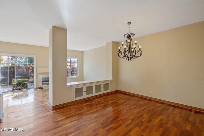 Foto del edificio - 5608 Roundtree Pl