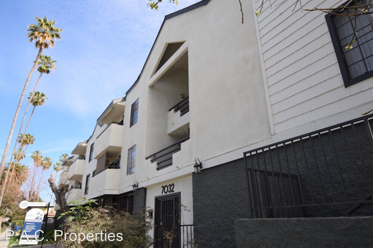 Primary Photo - Studio, 1 bath Apartment - 7032 Remmet Ave...