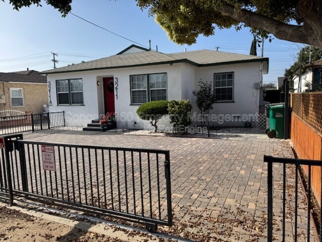 Foto del edificio - 3211 Park Ln