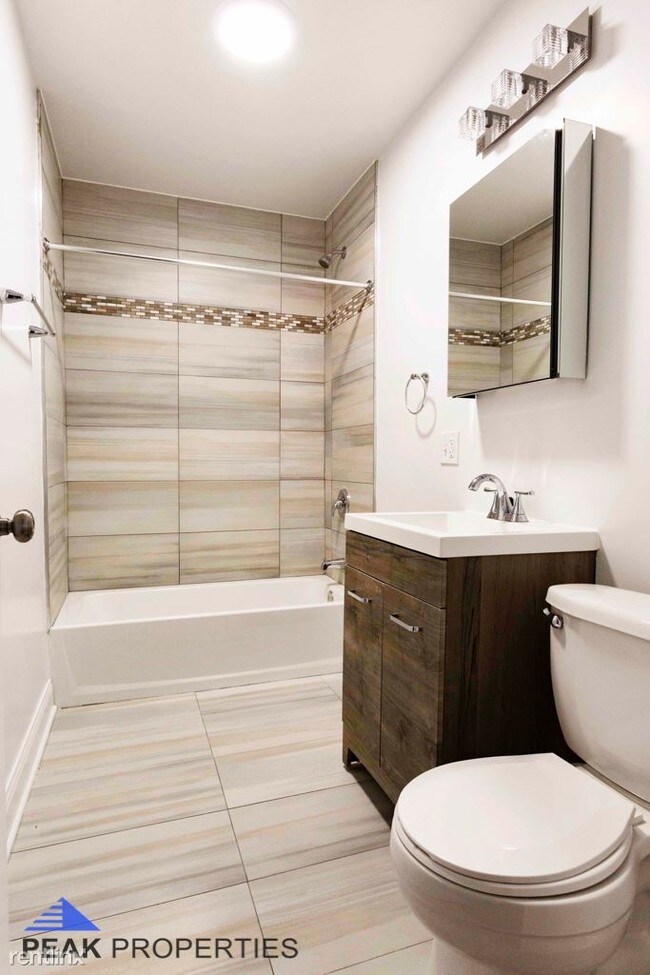 Foto del edificio - 1 br, 1 bath  - 4619 N Ashland Ave