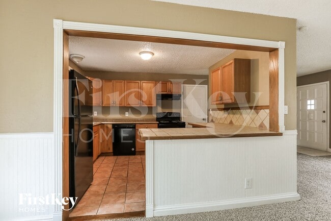 Foto del edificio - 9313 Fairwood Dr