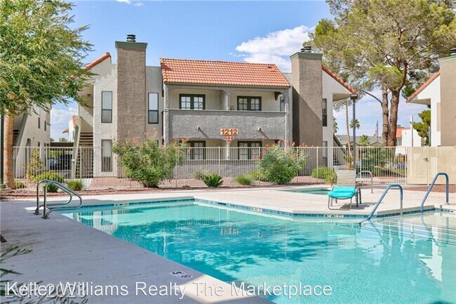 Foto del edificio - 2 br, 2 bath House - 1212 Bass Dr Unit #C