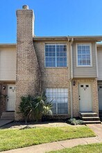 Building Photo - 3600 Jeanetta St