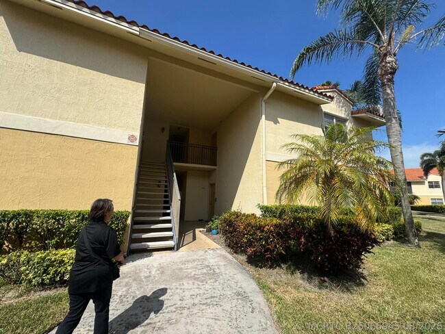 Foto del edificio - 1241 SW 46th Ave