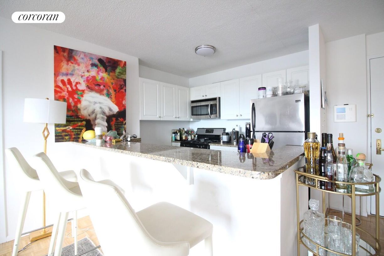 Foto principal - 225 8th Ave