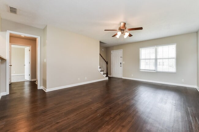 Building Photo - 2636 Apostle Ln