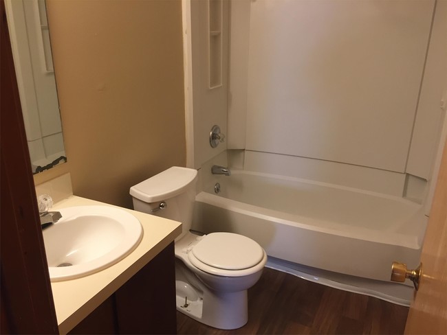 Foto del edificio - 2811 Ridge Ct