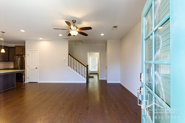 Building Photo - 1771 Stone Hedge Dr