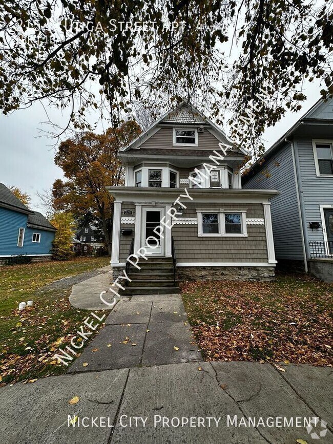 Building Photo - 215 W Utica St