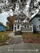 Building Photo - 215 W Utica St