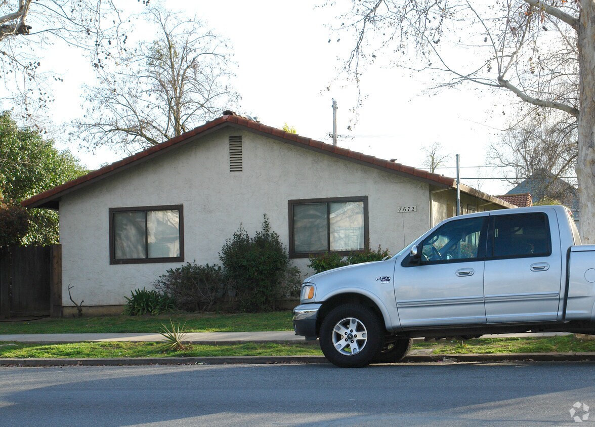Building Photo - 7672 Church St