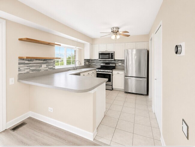 Foto del edificio - 130 Park Ridge Ct